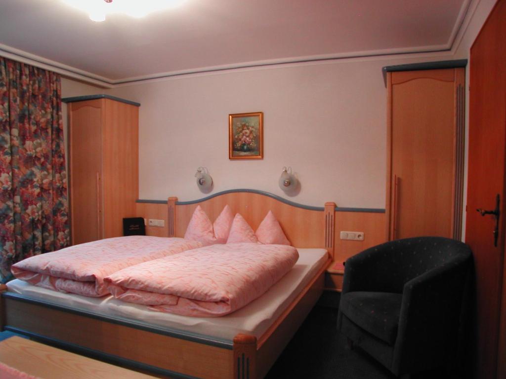 Fruehstueckspension Tannenhof Kirchberg en Tyrol Chambre photo